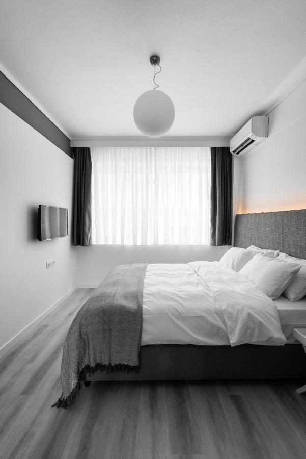 M&F Luxury Suites Est. 2019 / F Suite Tessalónica Exterior foto